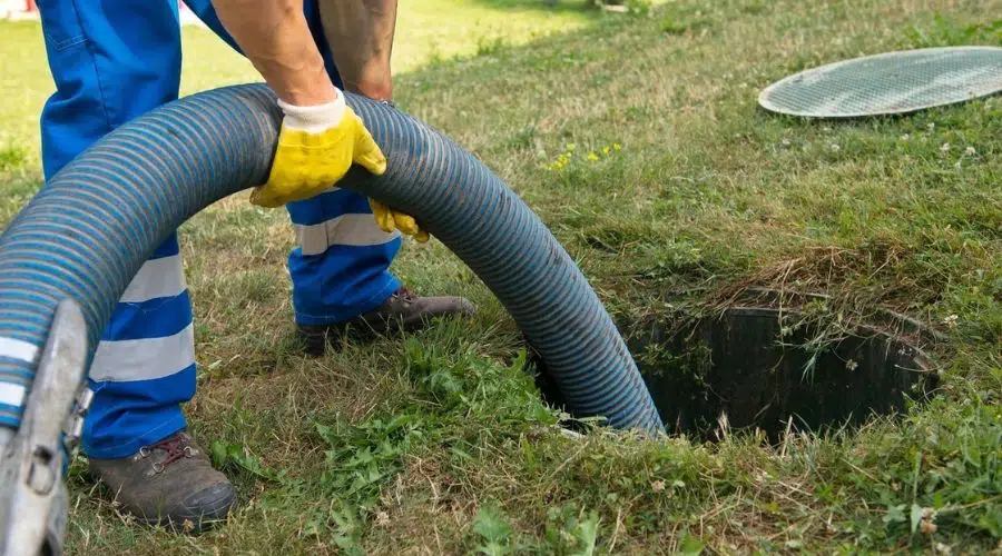 outdoor plumbing blockages